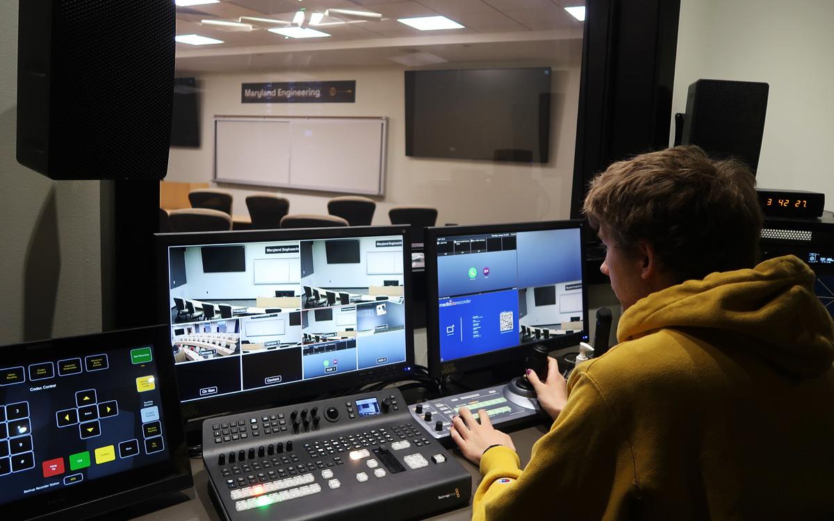 EIT DETS staff working at the control room